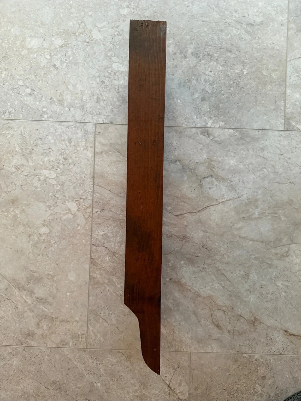Vintage Solid Wooden Vertical Shelf Heart
